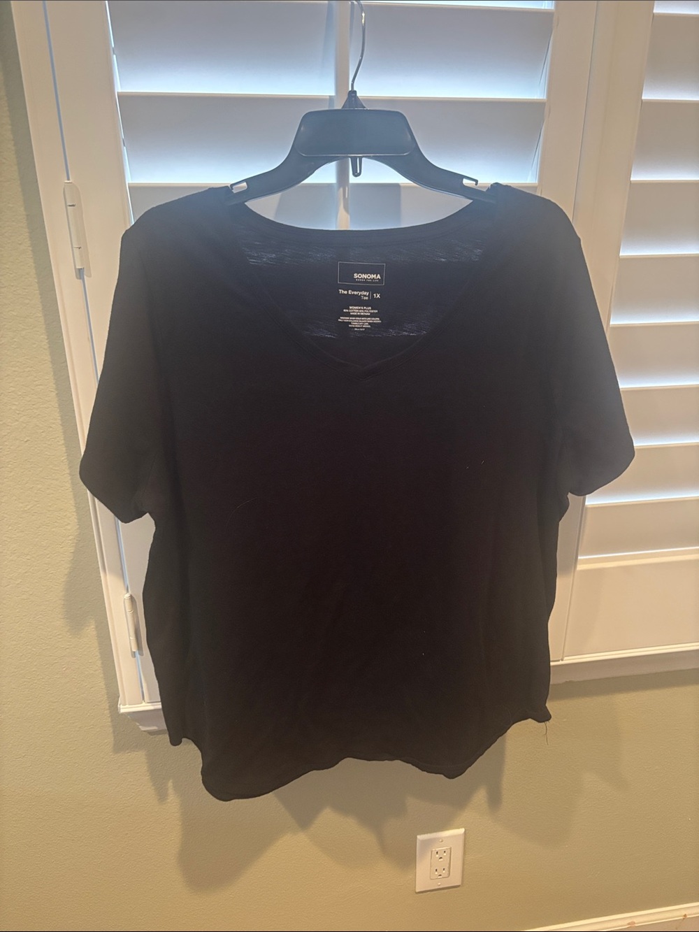 Sonoma Black Short Sleeve Crewneck Tee